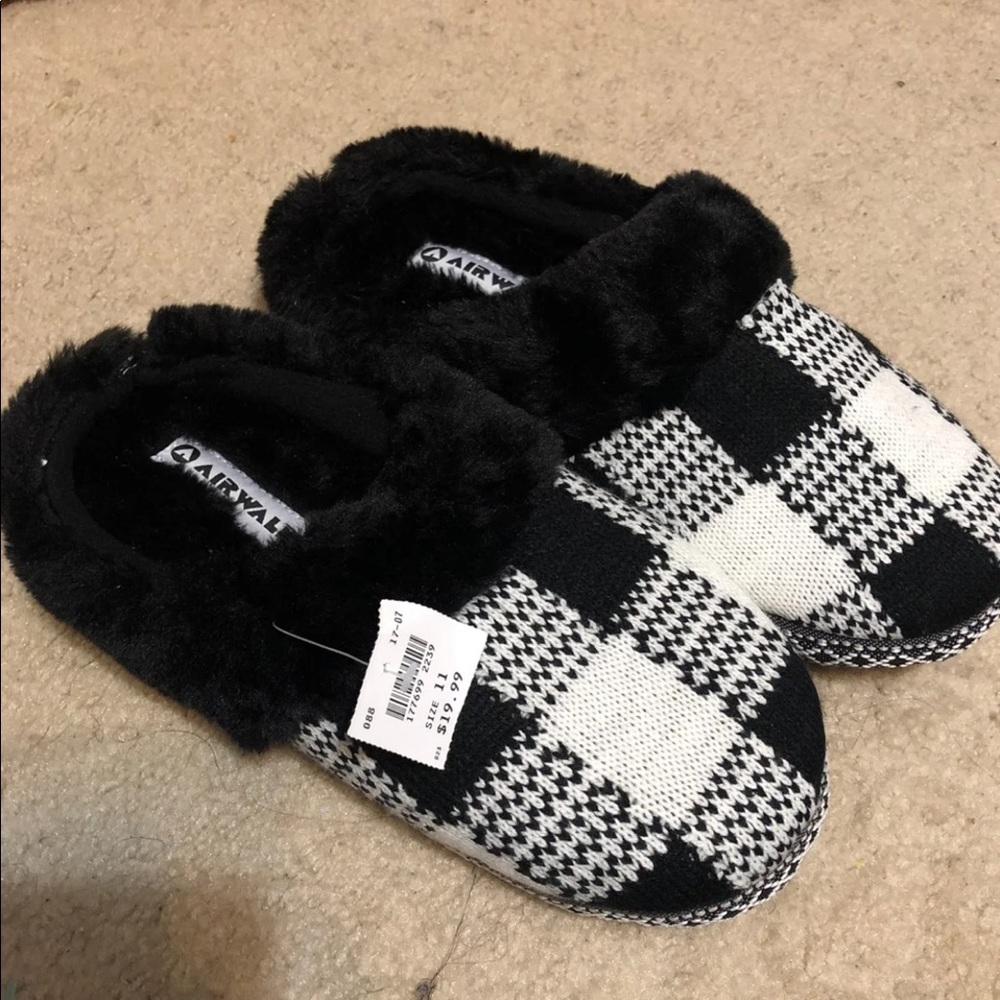 slippers